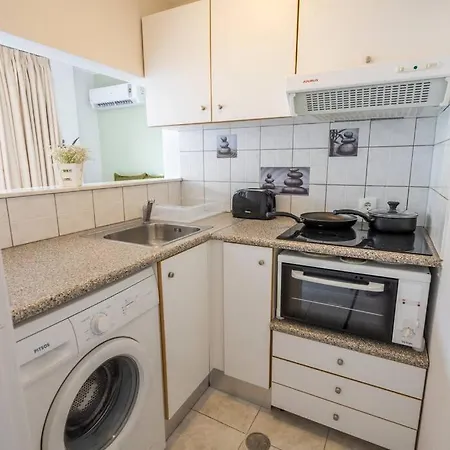 Rhodes Center Apartment